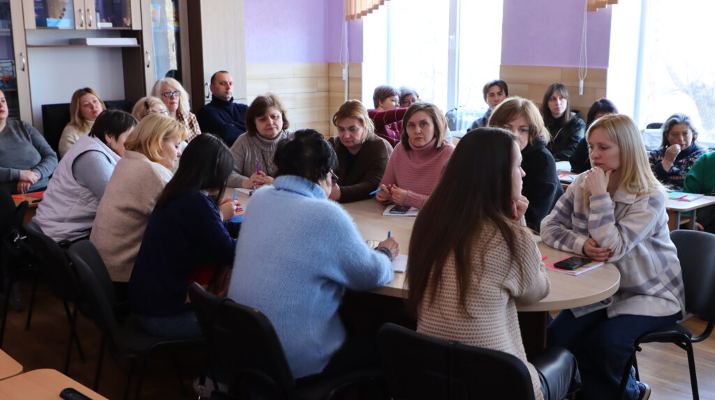 Стартували навчання для педагогів, які допомагатимуть молоді у виборі професії